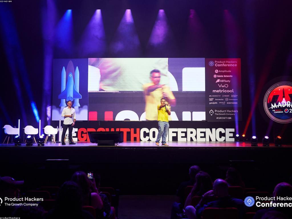 យុទ្ធសាស្ត្របង្វិលឥតគិតថ្លៃ: ការផ្សព្វផ្សាយតាមអ៊ិនធឺណិតដោយគ្មានការចំណាយ